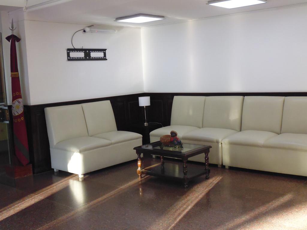מלון סלטה Victoria Plaza מראה חיצוני תמונה